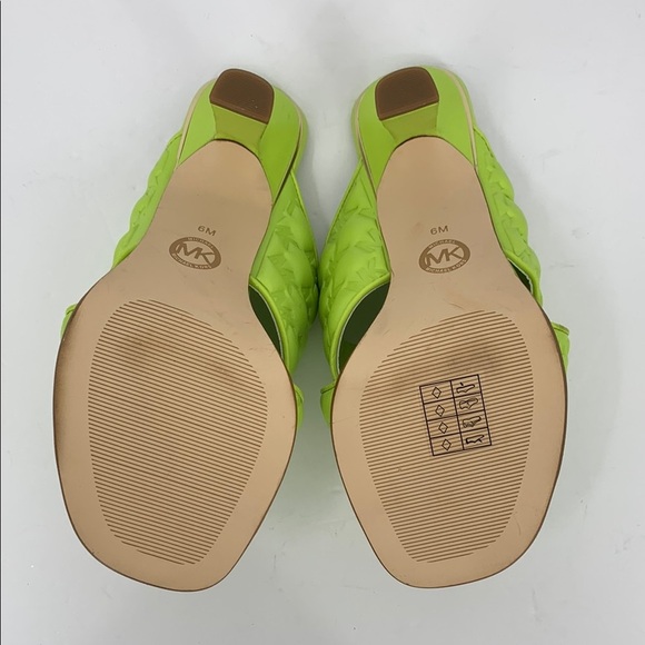 Michael Kors Gideon embossed logo sandal shoe lime green heel crisscross strap 6 - Picture 6 of 6